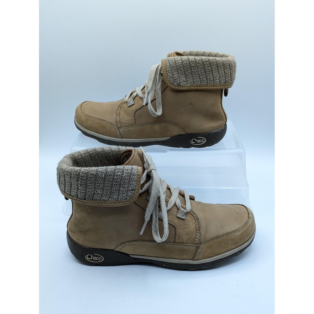 Chaco Boots Womens Size 9 Beige Nubuck Knit Collar Ankle Casual Lace Up J106806
